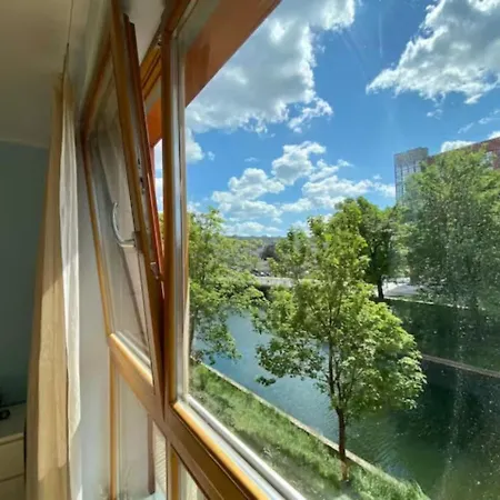 Aprt Torunska / Center