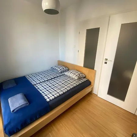 Aprt Torunska / Center Appartamento